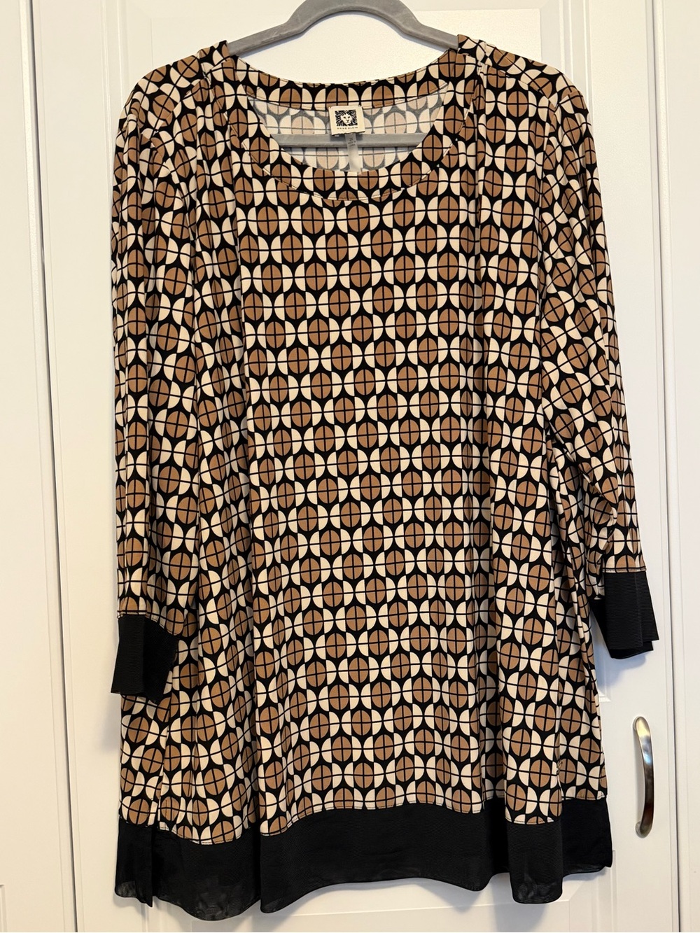 Anne Klein Brown and Cream Geometric Long-Sleeve Scoop Neck Top